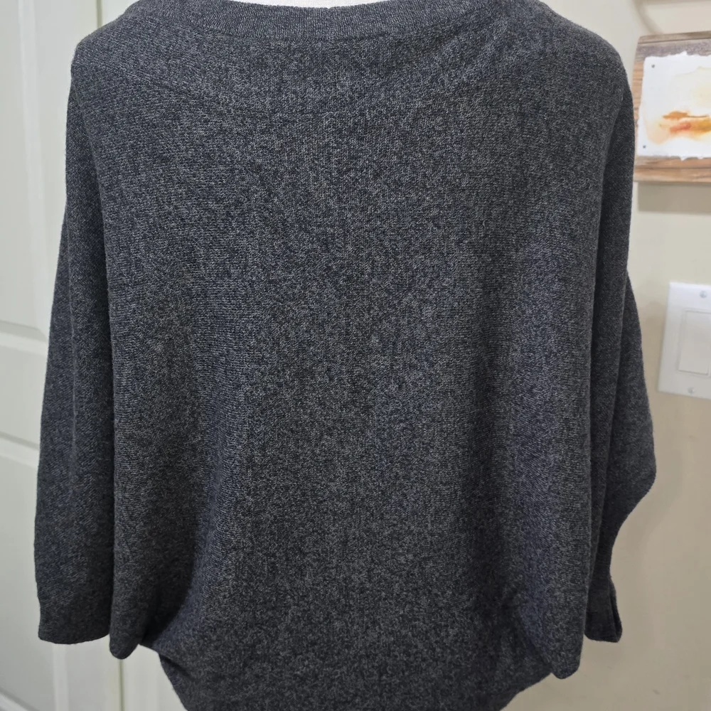 Giordano Wool Blend Batwing Dolman Sleeve Sweater Large Charcoal Gray Cozy Cabin